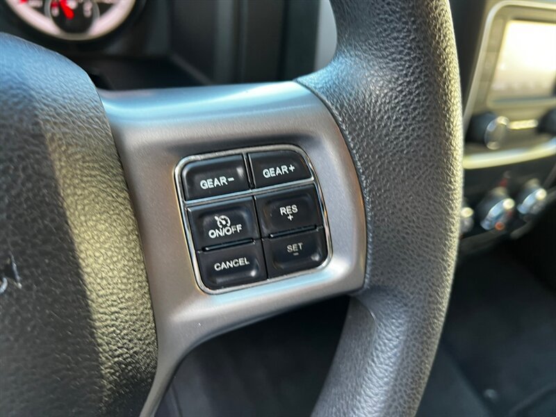 Used 2022 RAM 1500 Classic SLT AWD/4WD image 19