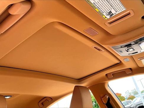 Used 2023 Lexus ES 300h w/ Premium Package FWD image 13