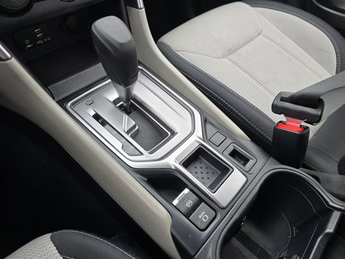 Used 2021 Subaru Forester image 18