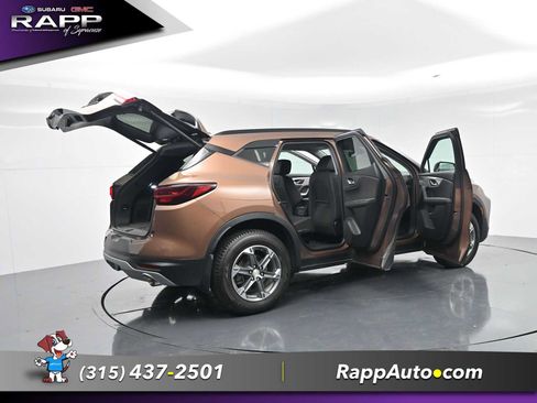 Used 2023 Chevrolet Blazer LT AWD/4WD image 27
