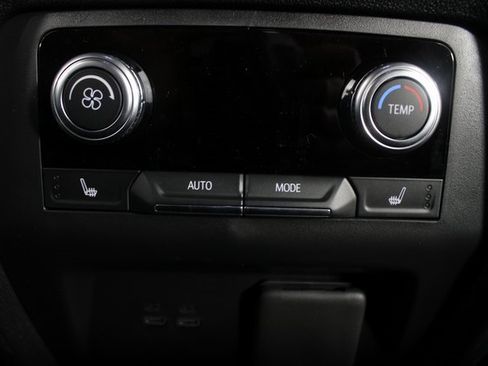 New 2026 GMC Acadia Denali image 21