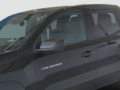 New 2026 Chevrolet Colorado W/T w/ WT Custom Package AWD/4WD image 7