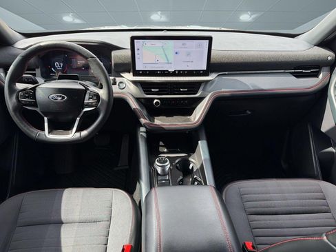 Certified 2025 Ford Explorer ST-Line RWD image 15