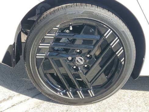 New 2026 Nissan Sentra SR w/ SR Premium Package image 3