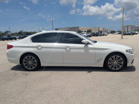Used 2018 BMW 530i RWD image 4