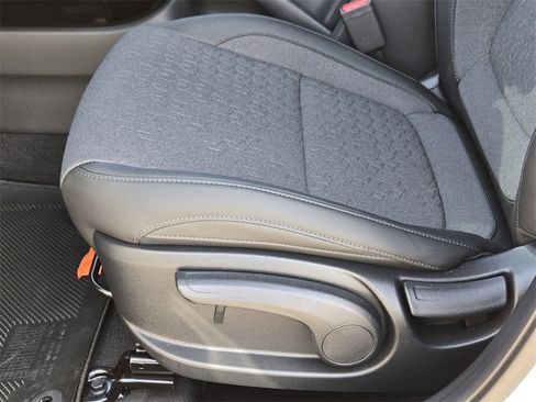 New 2026 Kia Seltos S image 17