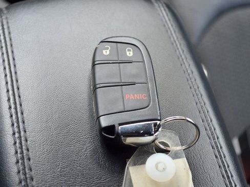 Used 2023 Jeep Compass Trailhawk image 26