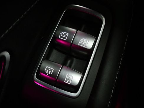 Used 2018 Mercedes-Benz S 560 4MATIC Sedan image 27