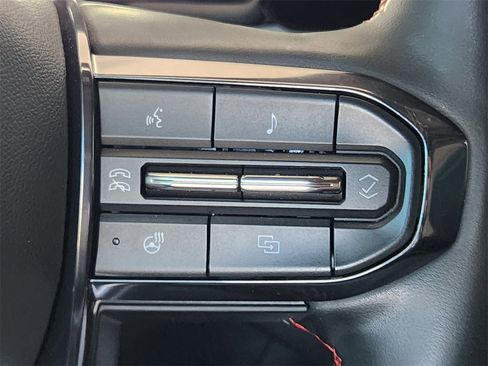 Used 2023 GMC Canyon AT4X w/ Edition 1 image 28