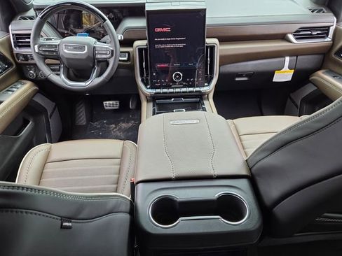 New 2026 GMC Yukon XL Denali Ultimate AWD/4WD image 11