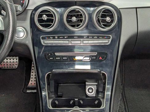 Used 2015 Mercedes-Benz C 300 Sport image 20