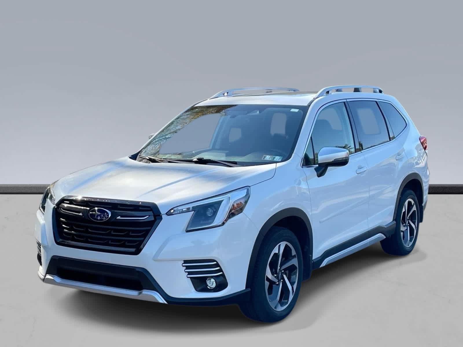 Used 2024 Subaru Forester Touring AWD/4WD image 1