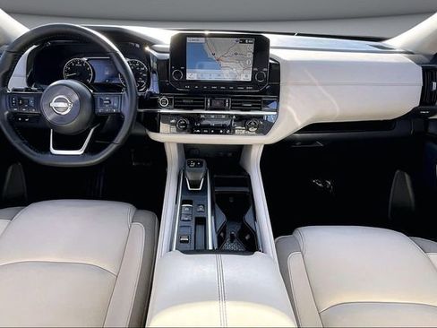 Certified 2023 Nissan Pathfinder SL FWD image 7