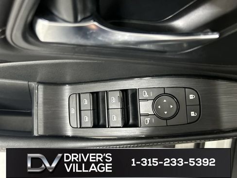 Used 2023 Nissan Rogue SV w/ SV Premium B Package AWD/4WD image 11