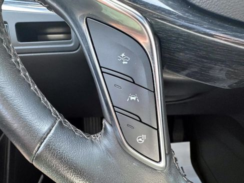 Used 2023 Cadillac XT5 Premium Luxury AWD/4WD image 19