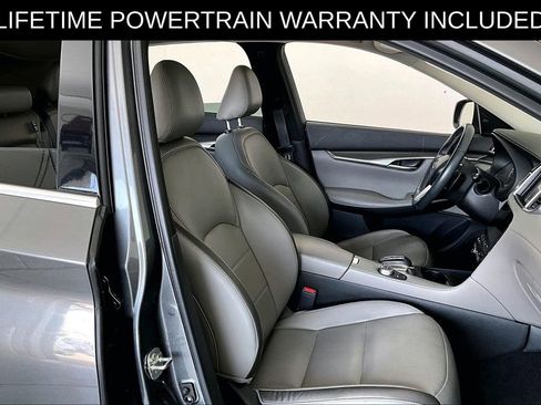 Certified 2023 INFINITI QX50 Luxe FWD image 9
