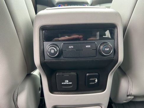 Used 2018 GMC Acadia SLT image 35