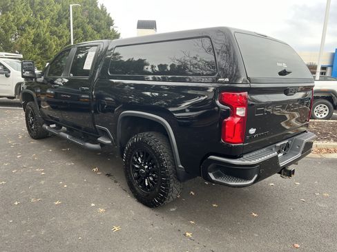 Used 2022 Chevrolet Silverado 2500 LTZ w/ LTZ Plus Package image 8