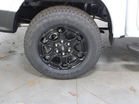 New 2025 Ford Ranger XLT w/ Black Appearance Package image 15