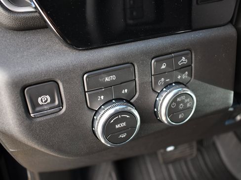 New 2026 GMC Sierra 1500 Elevation w/ Elevation Premium Package image 18