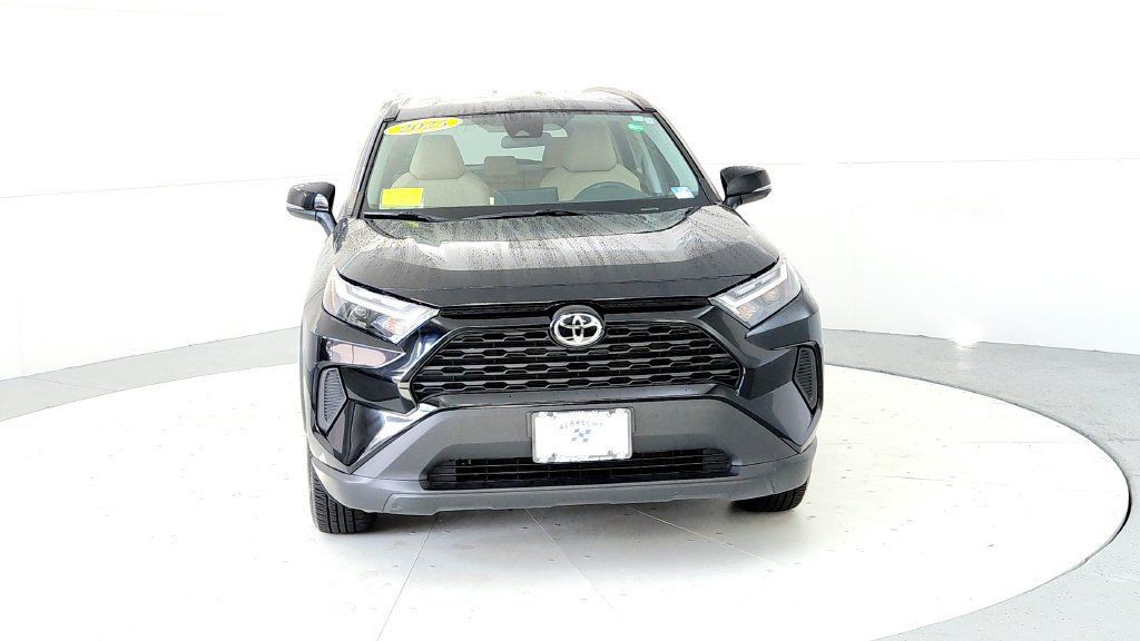 Certified 2025 Toyota RAV4 XLE AWD/4WD image 8