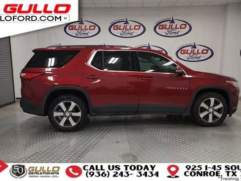 Used 2019 Chevrolet Traverse LT w/ LT Premium Package image 9