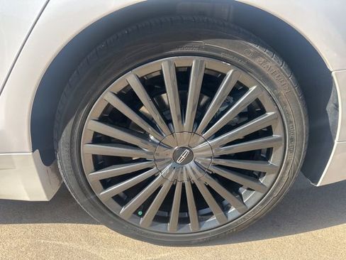 Used 2018 Lincoln MKZ Reserve w/ Technology Package image 11