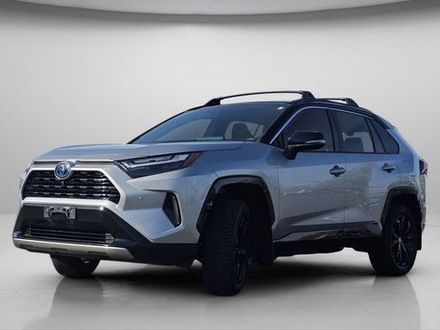 Used 2024 Toyota RAV4 XSE w/ Advanced Technology Package AWD/4WD image 20