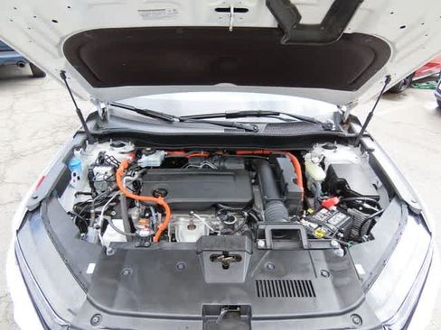 Used 2024 Honda CR-V Sport image 11
