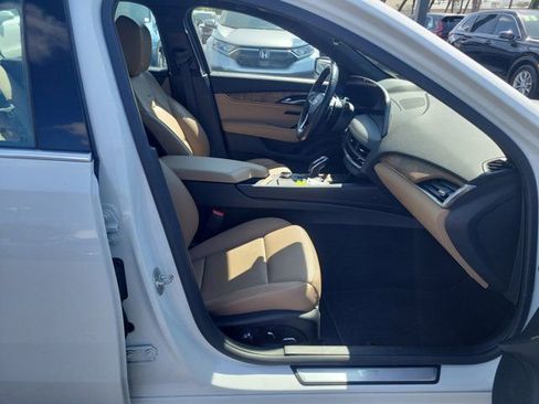 Used 2025 Cadillac CT5 Premium Luxury RWD image 10
