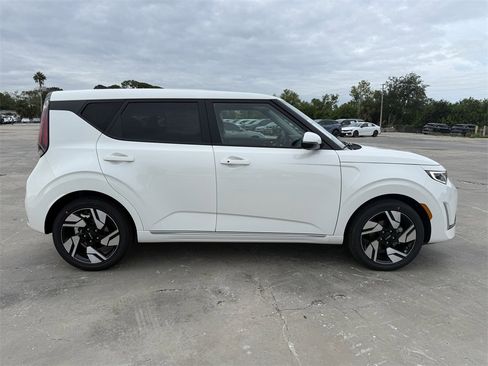 New 2025 Kia Soul GT-Line w/ GT-Line Technology Package image 3