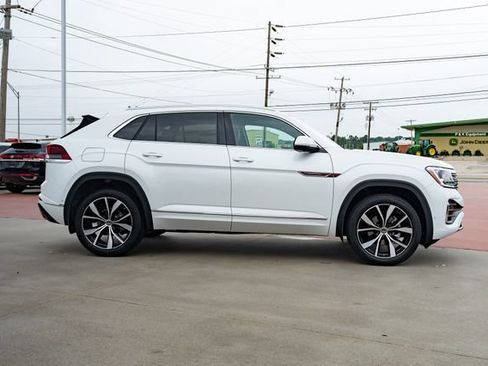 New 2026 Volkswagen Atlas Cross Sport SEL Premium R-Line AWD/4WD image 7