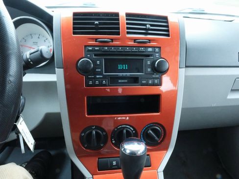 Used 2007 Dodge Caliber SXT image 18