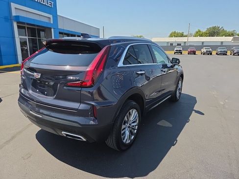 Used 2024 Cadillac XT4 Premium Luxury FWD image 5