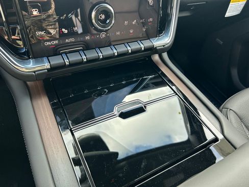 New 2026 GMC Yukon XL Denali image 28