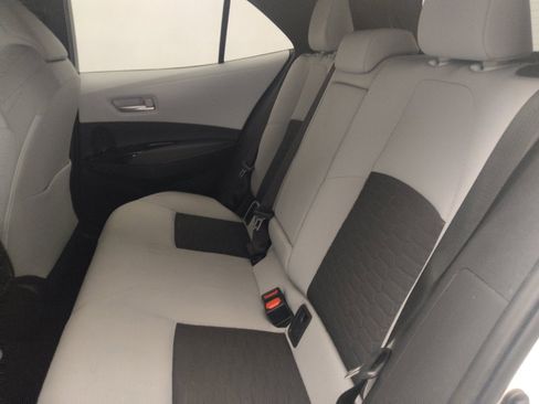 Used 2022 Toyota Corolla SE FWD image 18