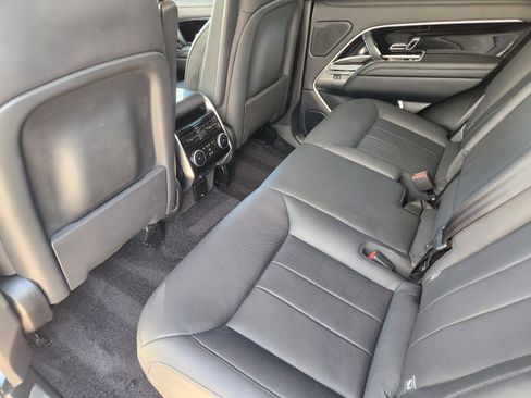 Used 2023 Land Rover Range Rover SE AWD/4WD image 25