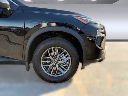 Used 2026 Nissan Rogue S FWD image 14