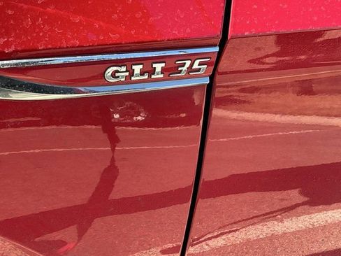 Used 2019 Volkswagen Jetta GLI image 13