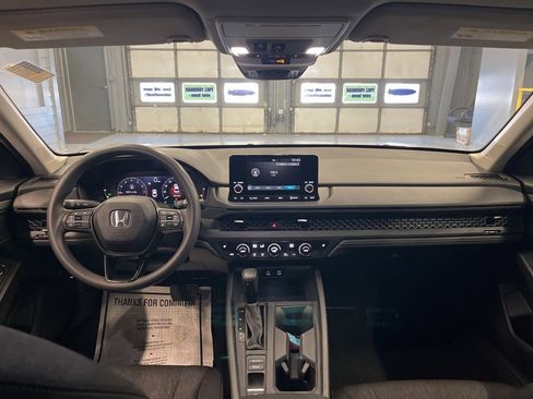 Used 2024 Honda Accord EX image 25