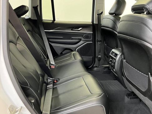 Used 2024 Jeep Grand Cherokee Limited 4xe image 16