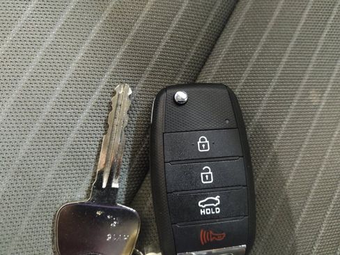 Used 2016 Kia Forte LX w/ LX Popular Plus Package FWD image 32