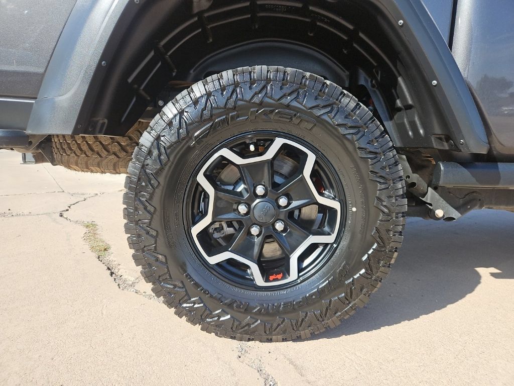 Used 2023 Jeep Gladiator Rubicon w/ LED Lighting Group AWD/4WD image 9