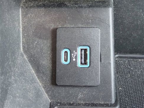 Certified 2022 Ford F150 Lariat w/ Trailer Tow Package image 22