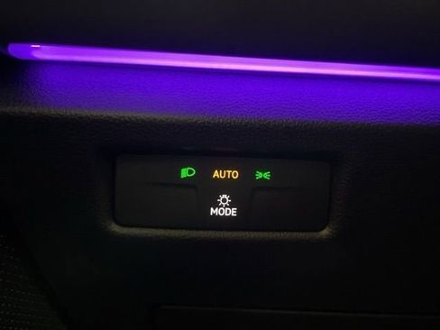 New 2026 Volkswagen Tiguan SE R-Line image 20