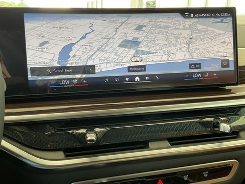 New 2026 BMW X5 xDrive40i w/ M Sport Package image 18