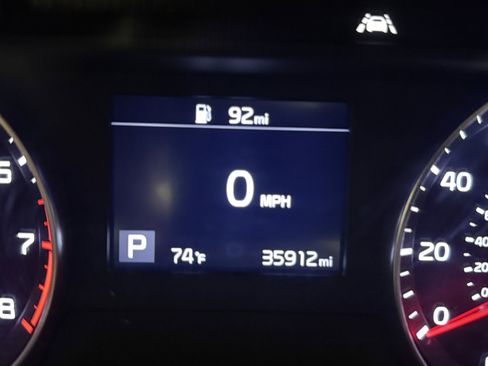 Used 2021 Kia Forte LXS FWD image 9