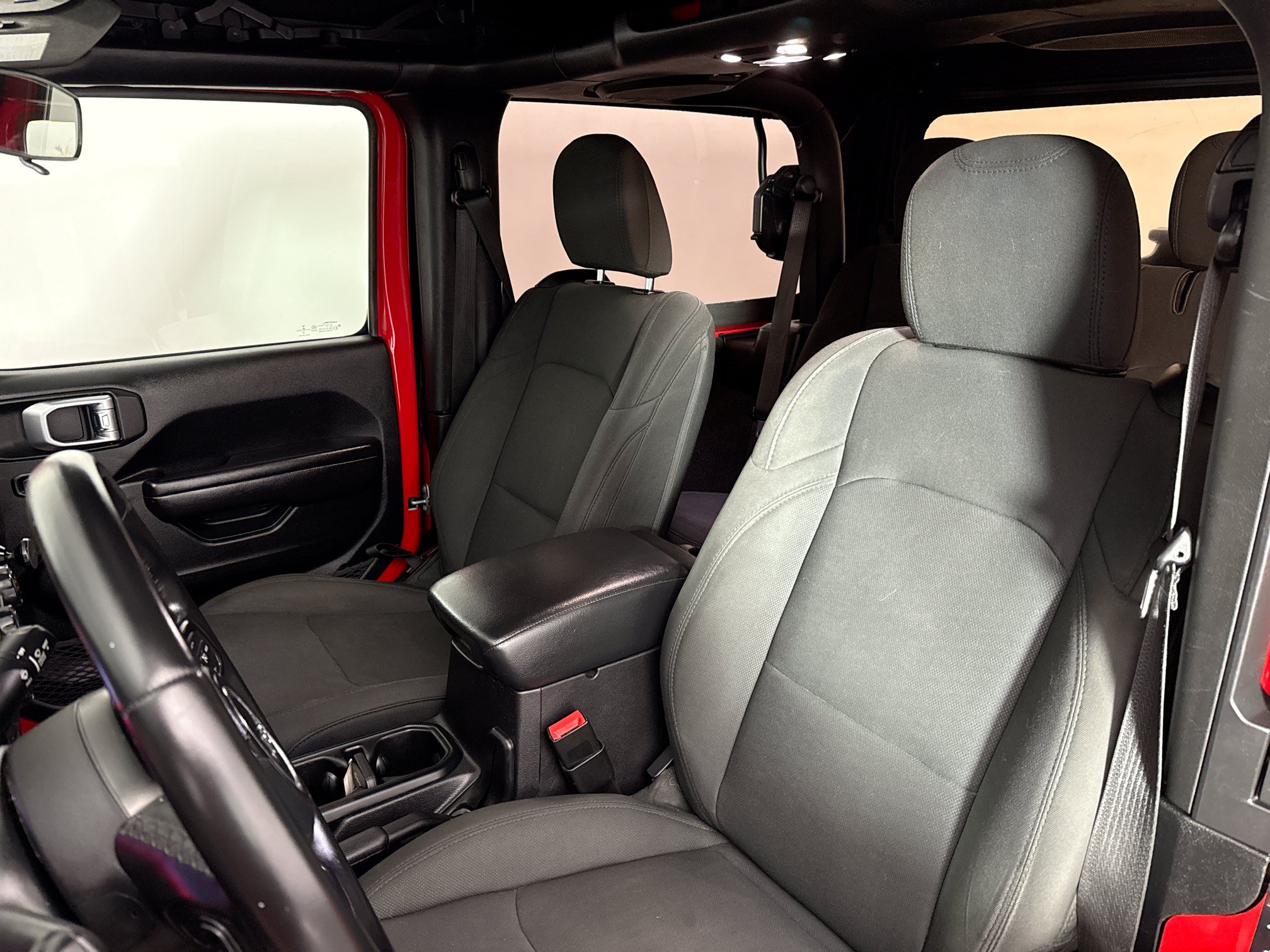 Used 2020 Jeep Wrangler Sport AWD/4WD image 21