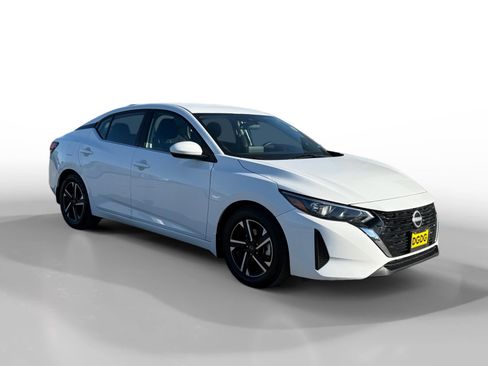 Used 2024 Nissan Sentra SV image 7