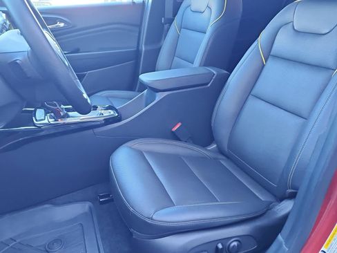 Used 2024 Chevrolet Trax ACTIV w/ Driver Confidence Package image 11